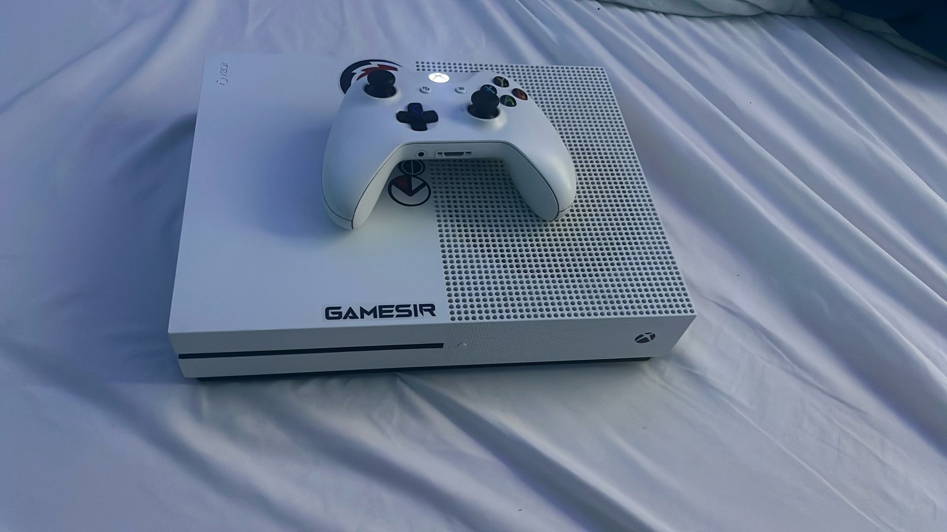 Xbox One S White HDMI & Power Plug Included