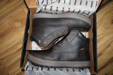 DEWALT BOOTS SIZE 11 BRAND NEW