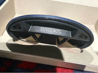 Brooks England seat