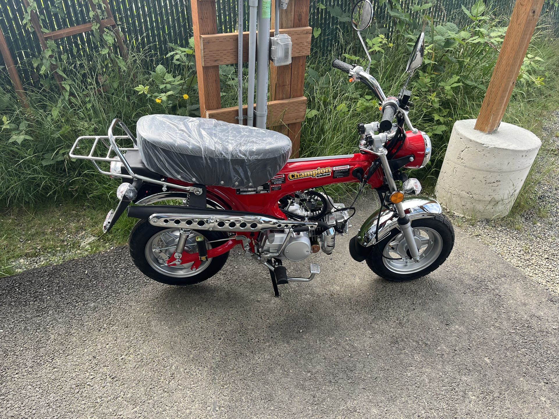Brand New 125cc Semi Auto Champ! Like Honda Ct Scooter Scooters Moped