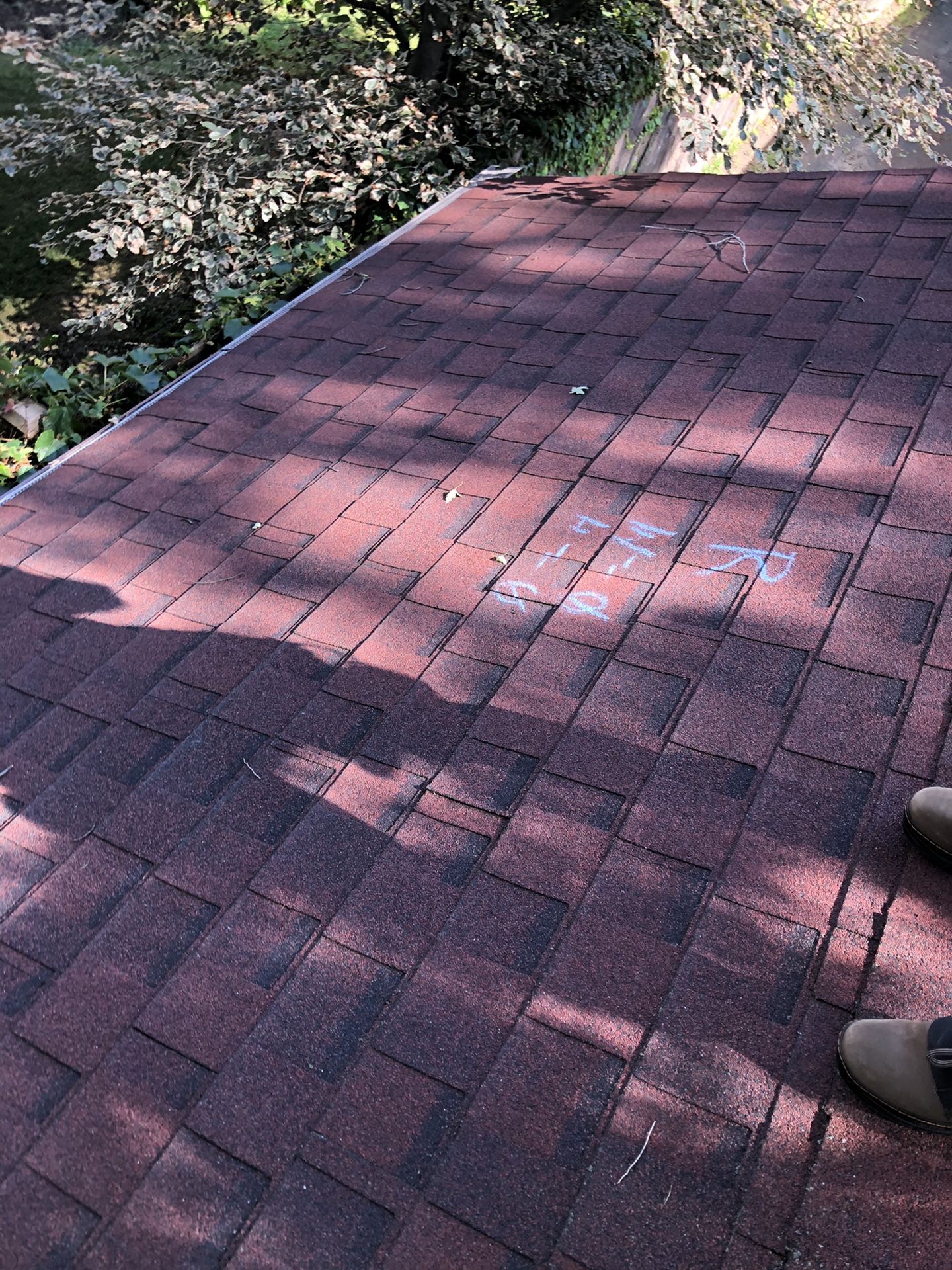 Roofs gastado, descontinuado o dañado. Muchas maneras de recivir un roof si n gastar. Trabajo con lo k la aseguranza pueda dar, reciva todo nuevo!