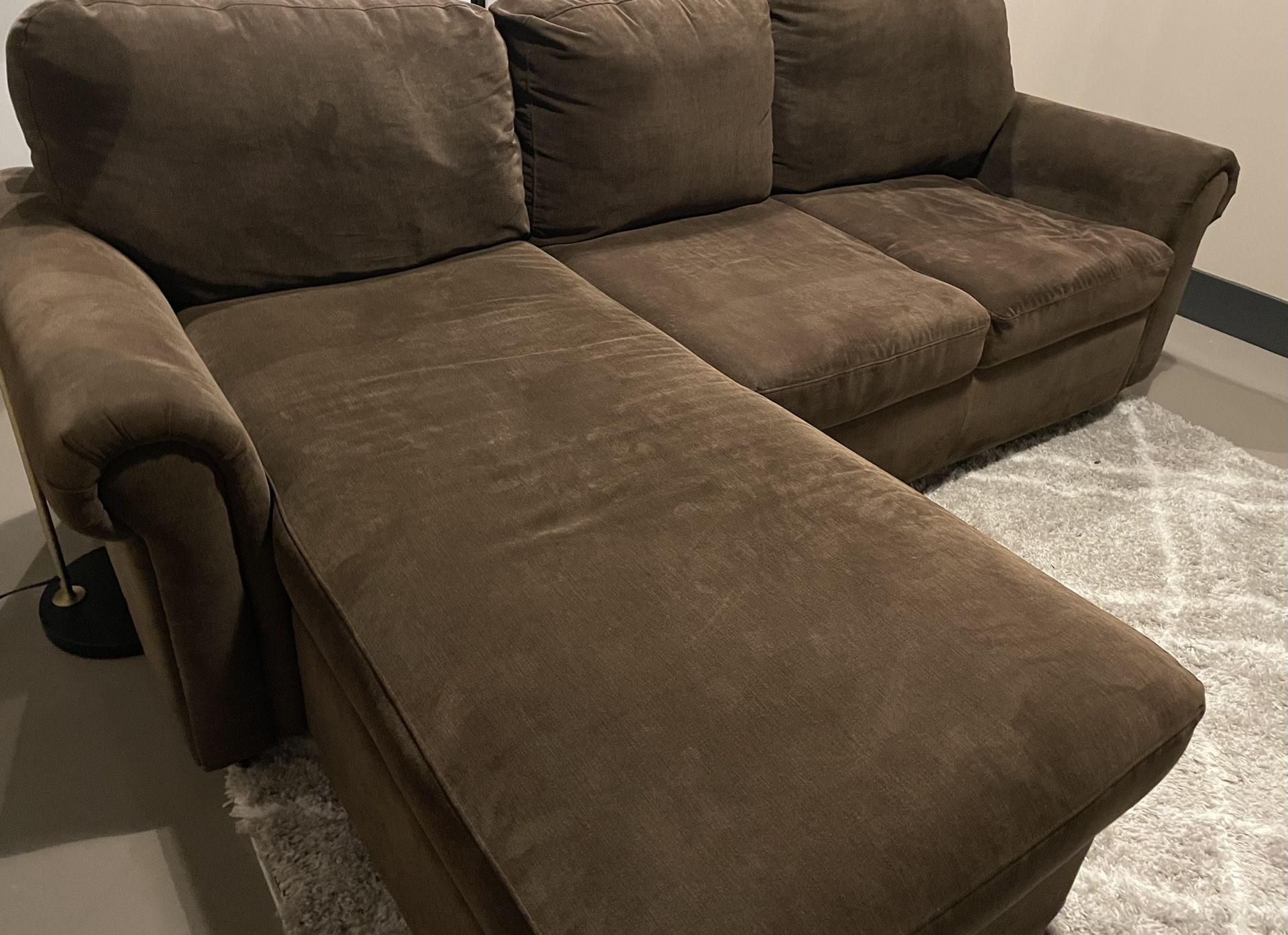 L-shaped Pull Out Couch Storage Chaise