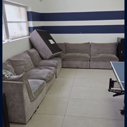 Sofa Set