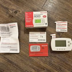 Honeywell Wi-FI FocusPro 6000 7-Day Programmable Thermostat smart phone, tablet or computer access