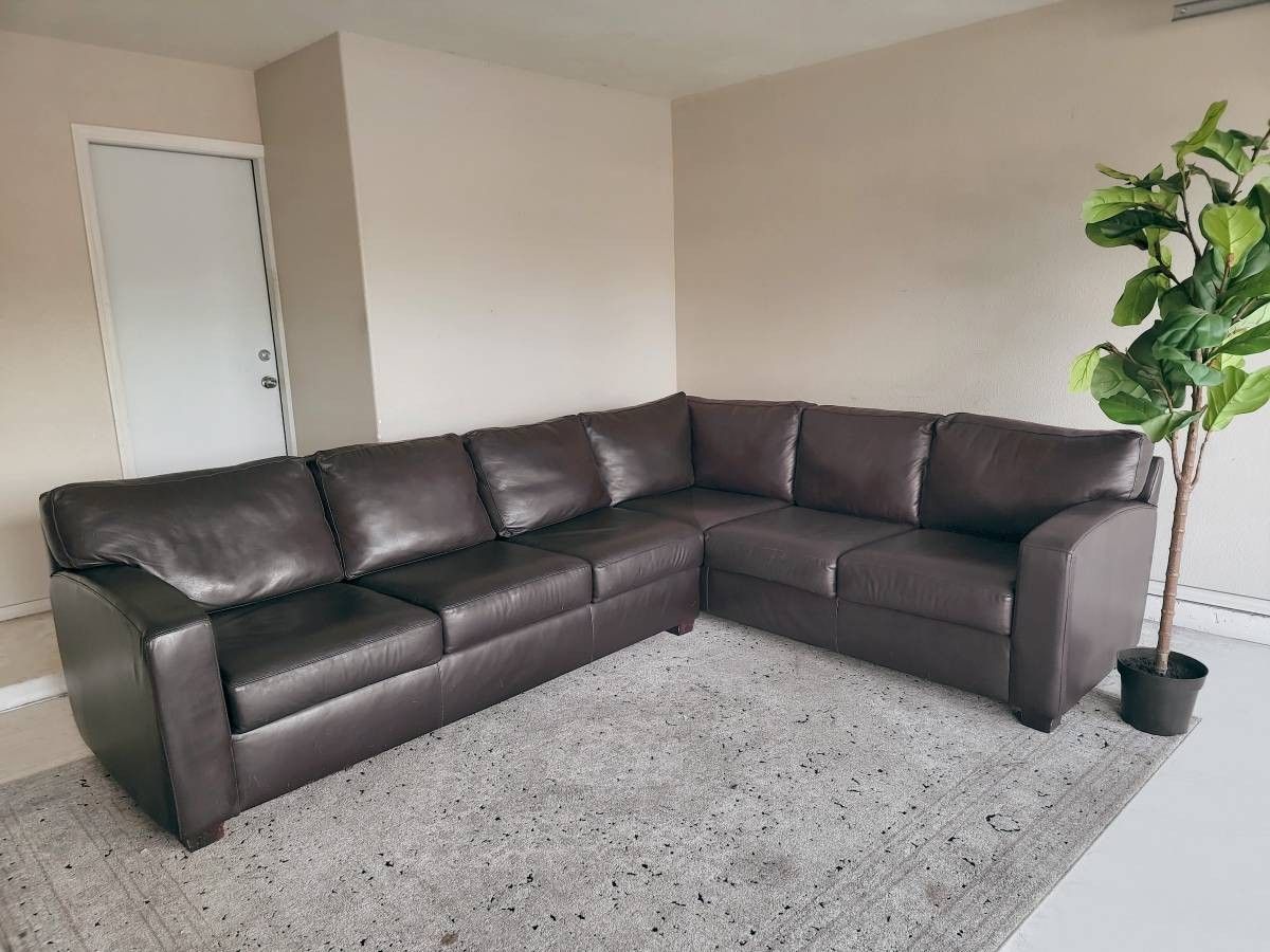 Creative Leather Sectional Sofa - FREE DELIVERY