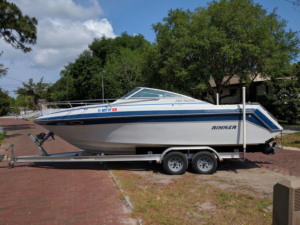 1988 rinker 240 festiva cuddy cabin boat for Sale in Tarpon Springs, FL ...