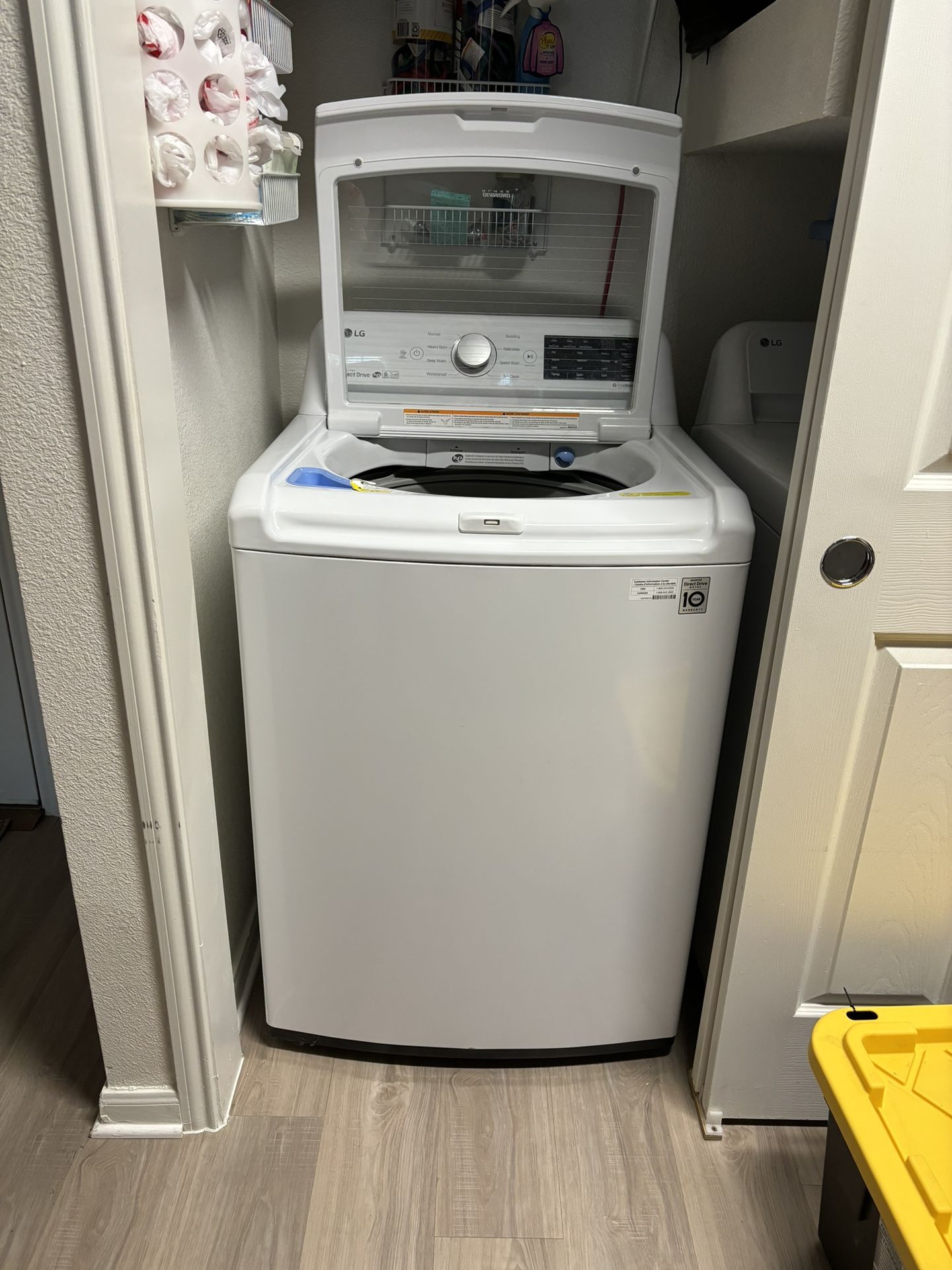 LG WASHER AND DRYER SET