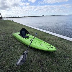 Hydro Sit-On-Top Kayak with Padded Seat & Rear Storage – Ready for the Water!