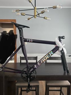 Leader 725