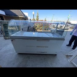 Commercial display freezer