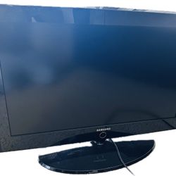 Samsung LCD 32” TV