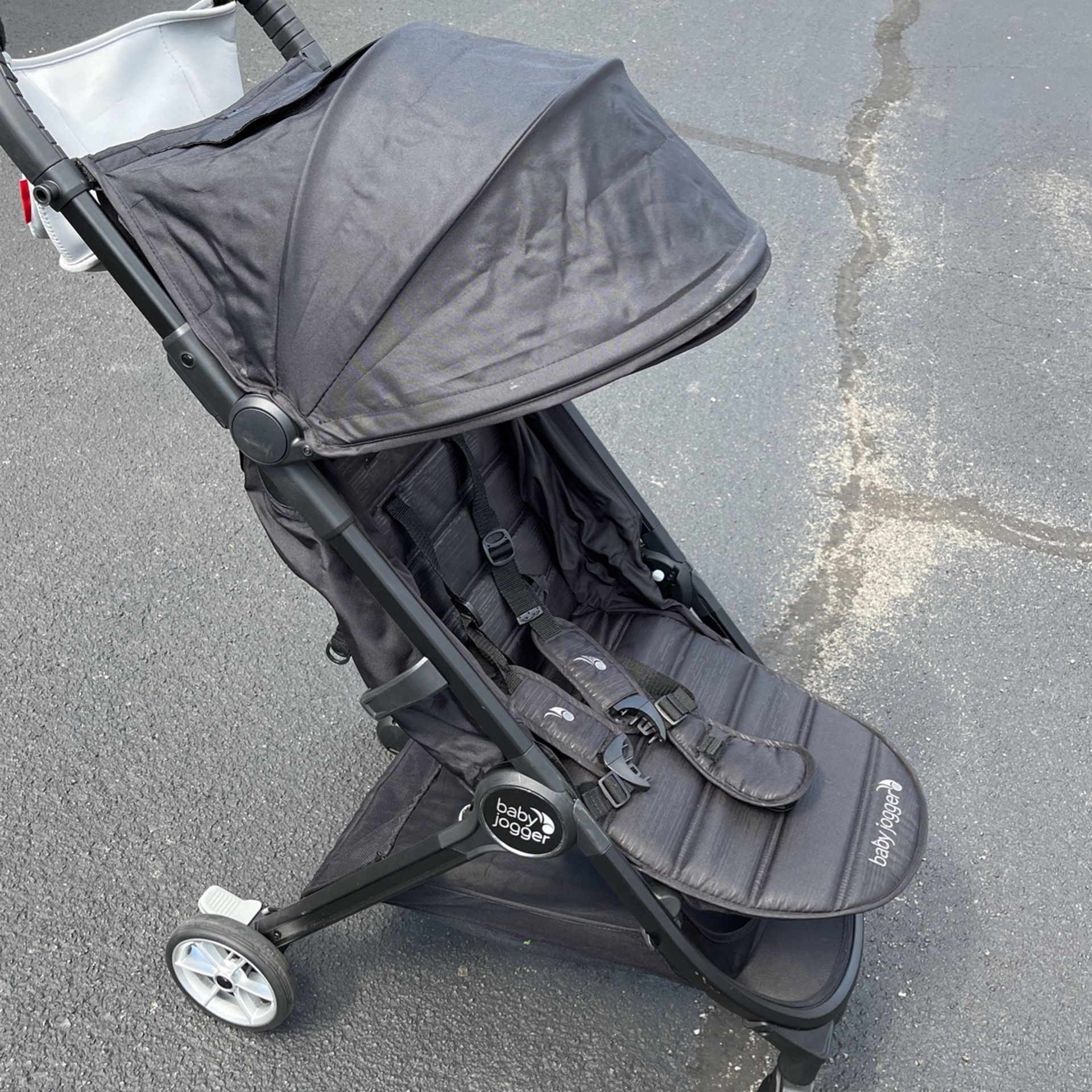 Baby Jogger City Tour 2 Ultra Compact Stroller