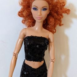 Barbie Signature Looks #11 Doll