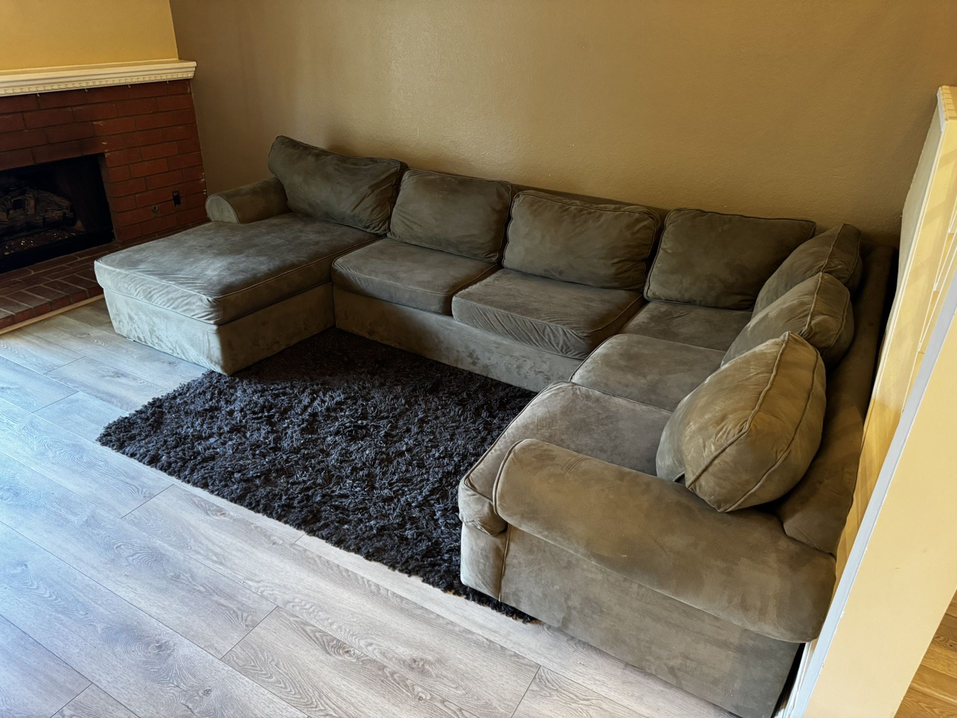 Sectional Sofa