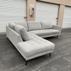 ✨ Gray 2-Piece Mid century modern  sofa Couch Sectional ✨ ($10 Delivery )
