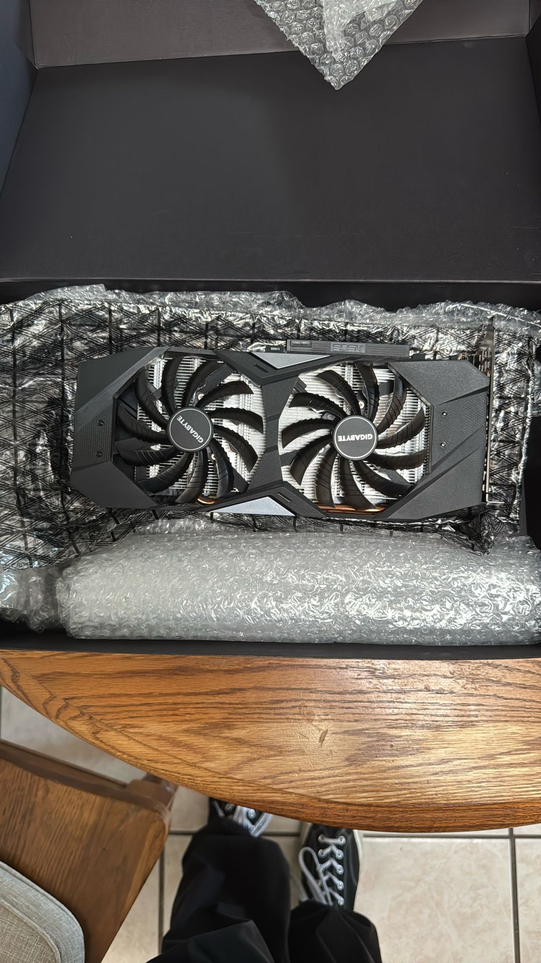 Asus Gigabyte 1660 TI