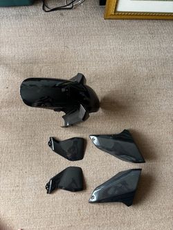 Black Fender and Carbon Air Duct Covers for FZ09 2013-2016