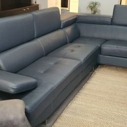 BLUE LEATHER COUCH 