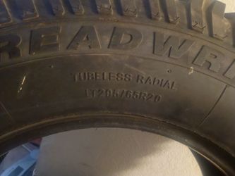 Lt295/65R20