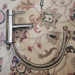 Bathroom Faucet in Polished Chrome Restroom Sink Plumber Plumbing Hand Wash bath baño acero inoxidable shower hand wash bath room washer hot cold wate