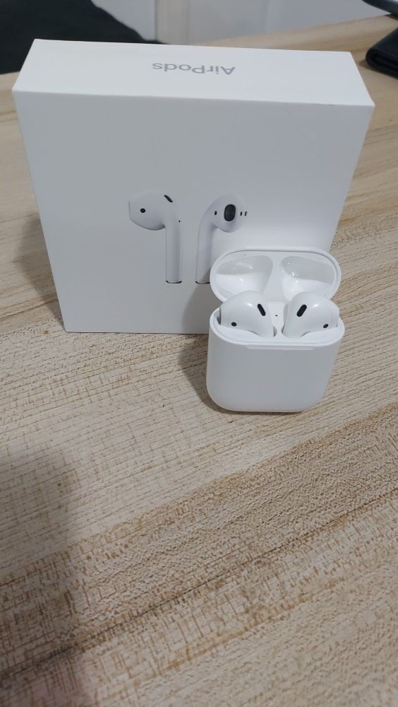 Apple Airpods