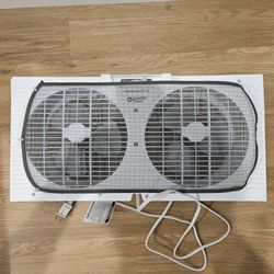 Comfort Zone 9in Window Fan