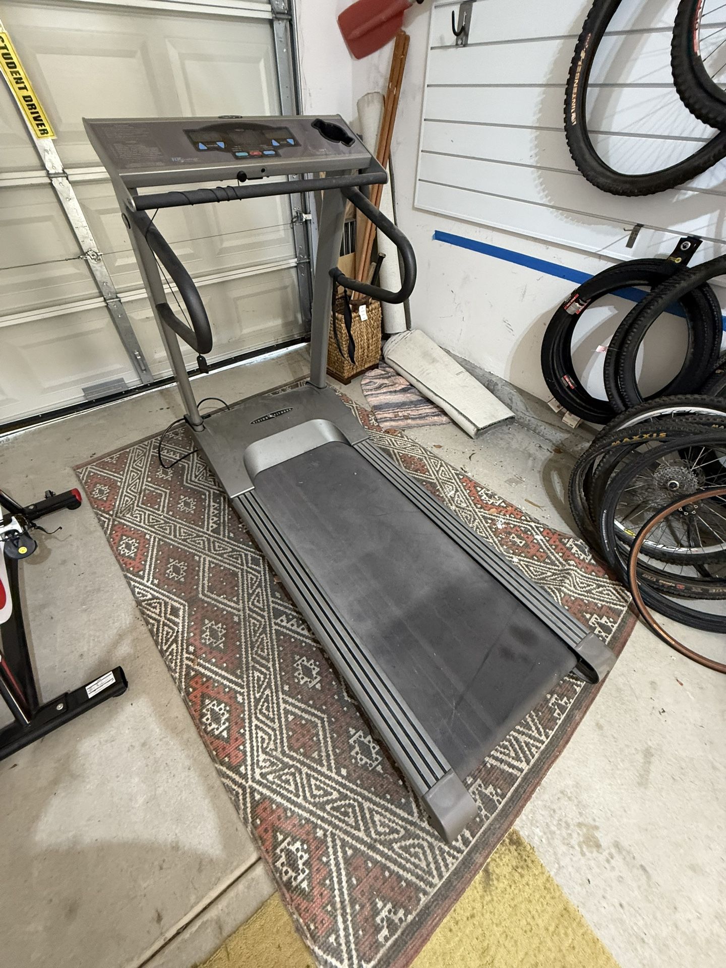 FREE - Treadmill Machine
