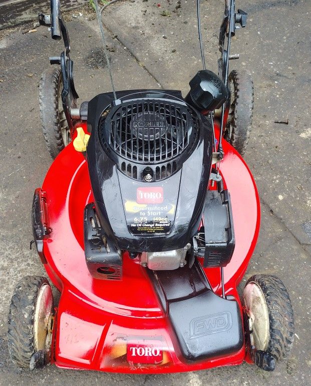 Excellent Condition! Toro 6.75 HP Self-Propelled Lawnmower!