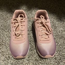 Good Condition Skechers Size 7 1/2