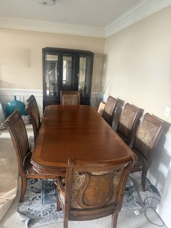 Dinning Room Table