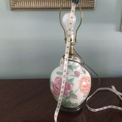 Adorable flower lamp $30