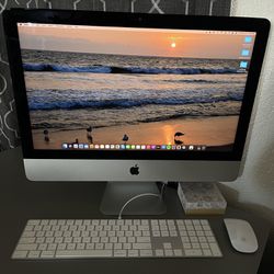 Apple iMac Retina 4K 21.5-inch ( Year 2017 )