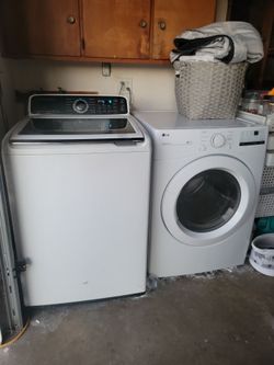 Washer and dryer set