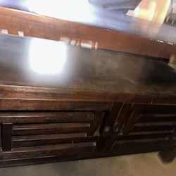 TV Stand/table 
