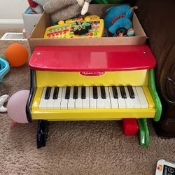 Training Piano For Kids 