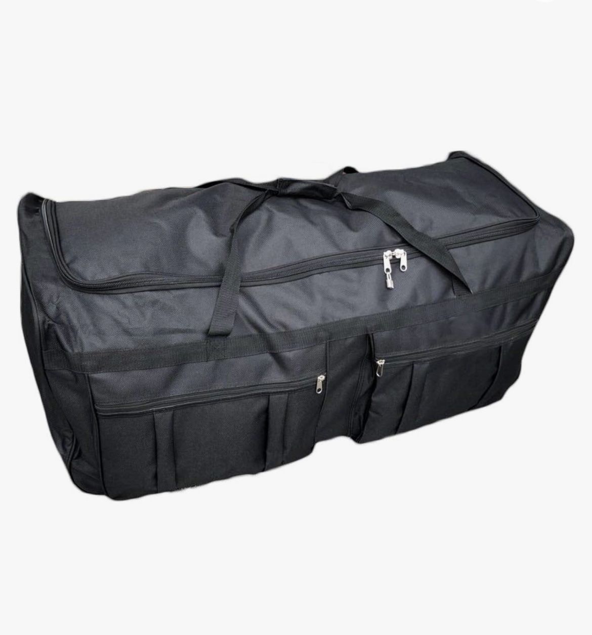 *BRAND NEW** Duffle Bag XL