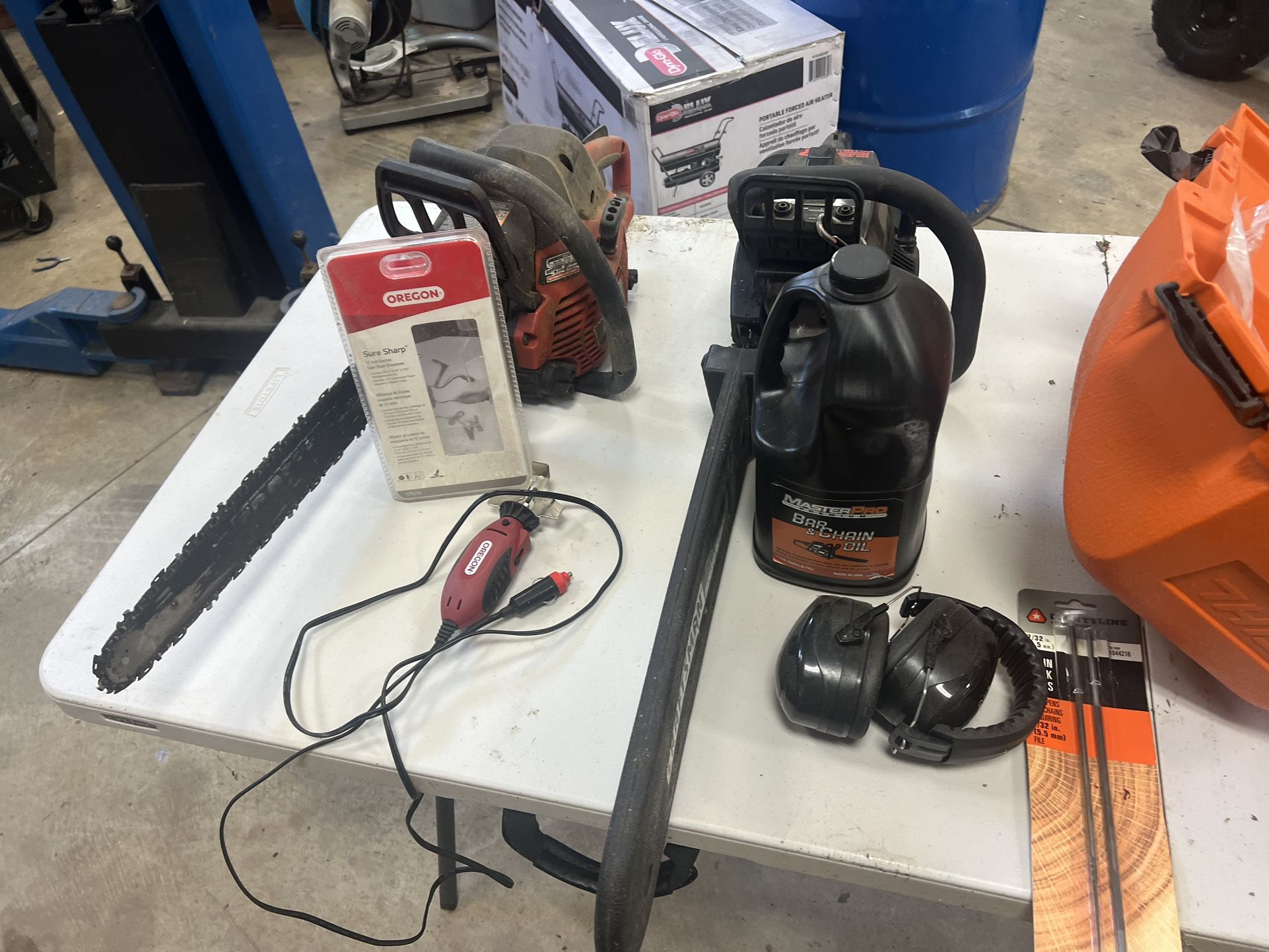 Chainsaws