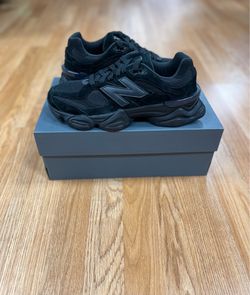 New balance 9060 all black