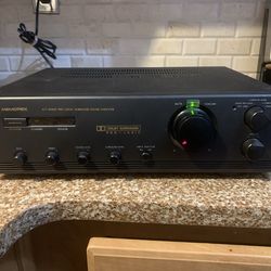 Memorex A/V Dolby Pro Logic Surround Sound Amplifier