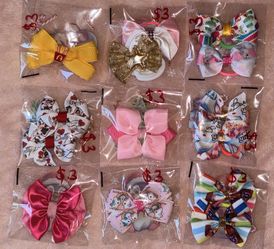 Bow’s & Hair Ties With Bows 
