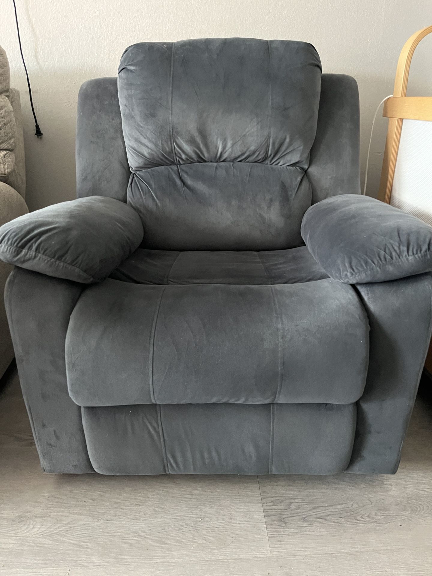 Recliner Sofa