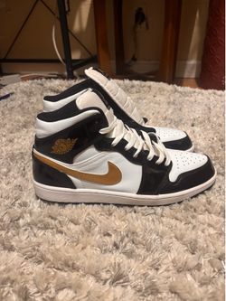 Nike Air Jordan 1 Mid SE "Black Gold SIZE 13 MEN