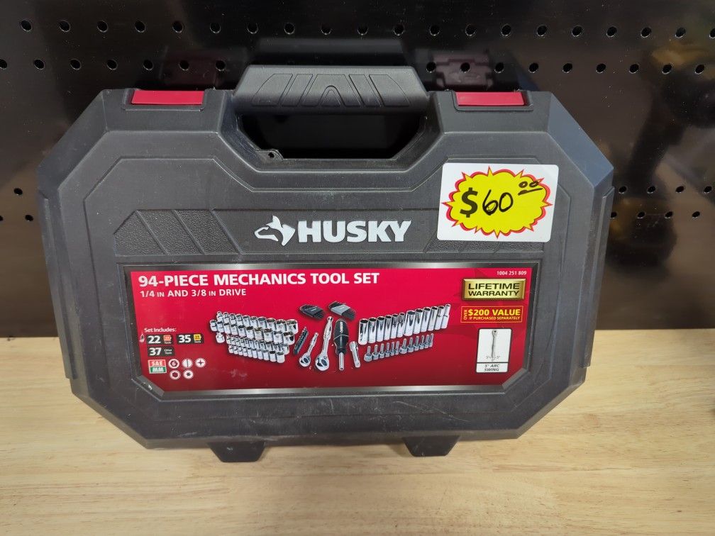 Husky
Mechanics Tool Set (94-Piece)