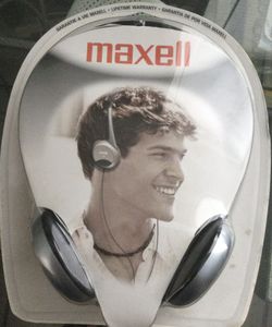 Maxwells Headphones