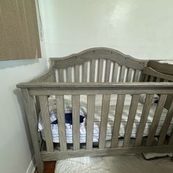 High Quality Baby Crib