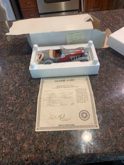 Vintage new 1935 Duesen Burg speedster from Danbury mint