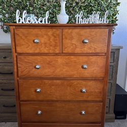 Beautiful 5 Drawer Dresser Chest