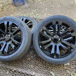 285/45R22” Silverado Snowflakes 6 Lug 