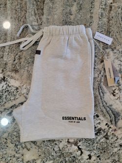 Essentials shorts M light oat
