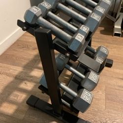 In NEW Condition Set Of Cast Iron Hex Dumbbells 5s, 10s, 15s 20s  And  25s  (NO RACK iNCLUDED)